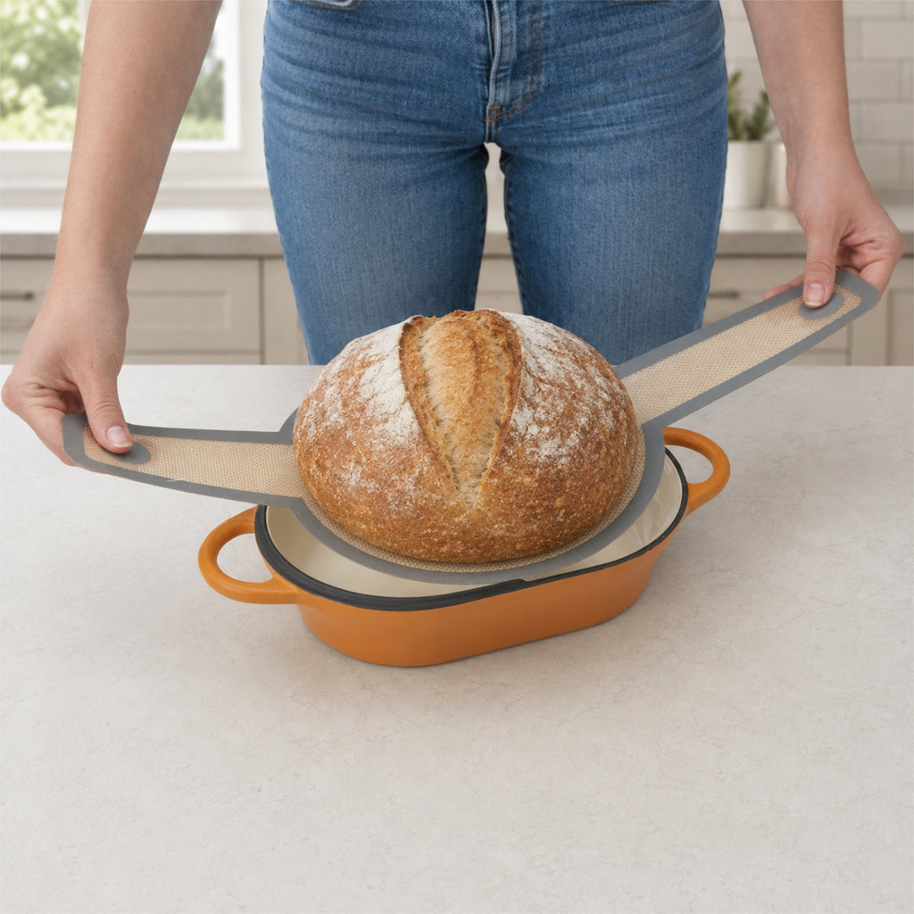 Bread Pot Set, 2.5 Liters, Cast Iron, Enameled, Incl. Bread Sling