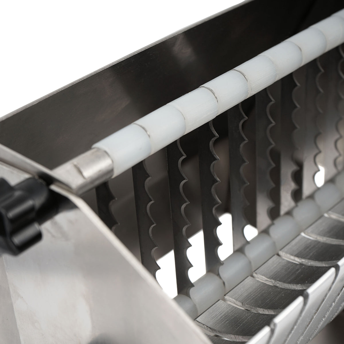 Currywurst cutter, stainless steel, for 18 mm slices, incl. 10 sharp blades
