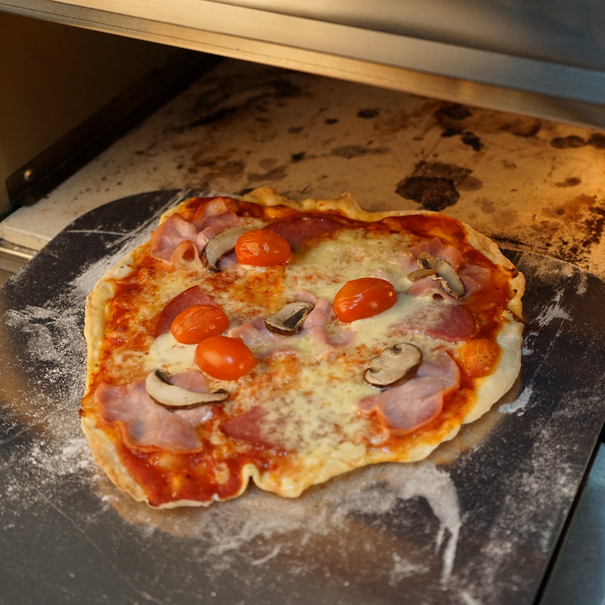 Pizza oven, electric, incl. pizza stone and timer